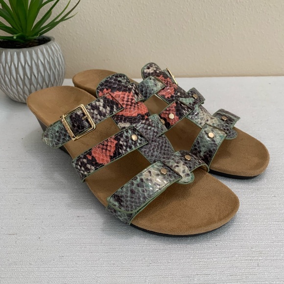 Vionic By Orthaheel Park Radia Mint/Black Crocodile Wedge Sandals Woman’s 8 - Picture 6 of 12